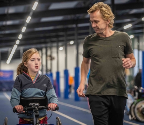Freya en haar vader, over de zorg die ze voor haar dragen